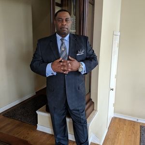 Meet your Posher, Derrick